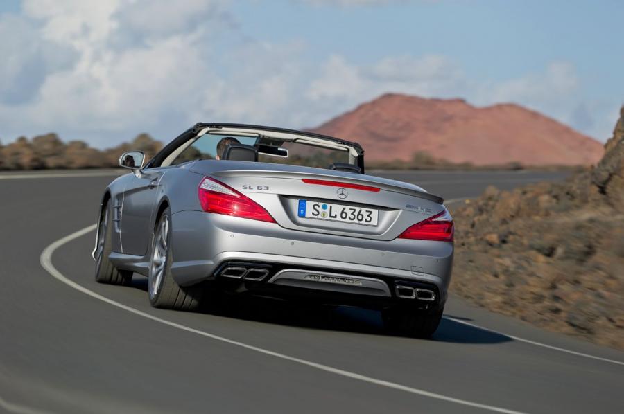  Mercedes-Benz SL63 AMG 2013 года  (фото 82 из 84)